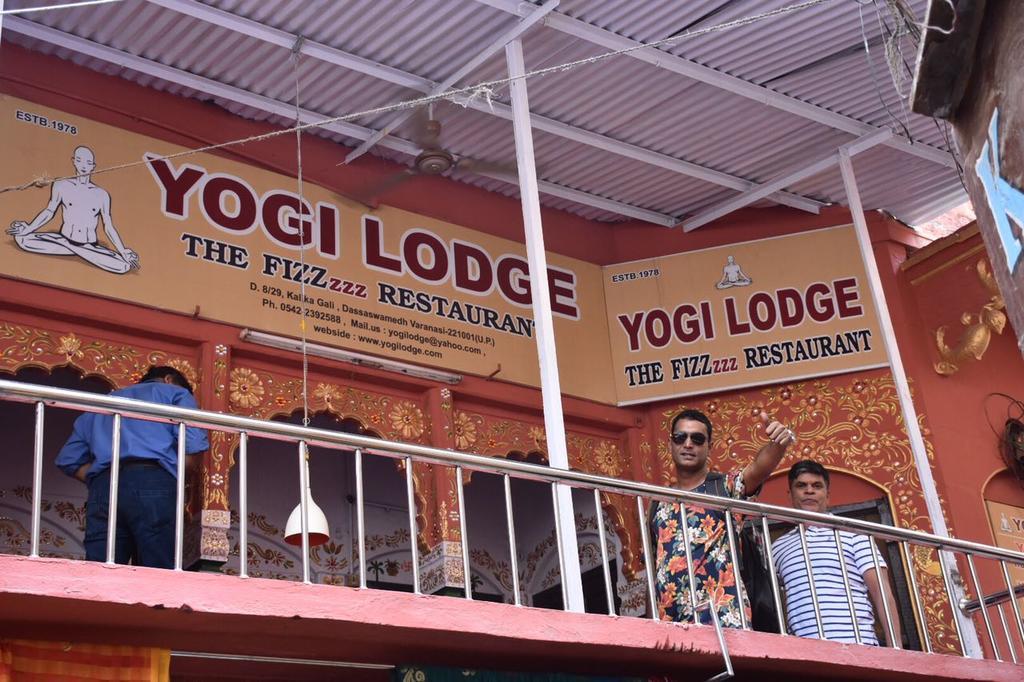 Yogi Lodge Βαρανάσι Εξωτερικό φωτογραφία